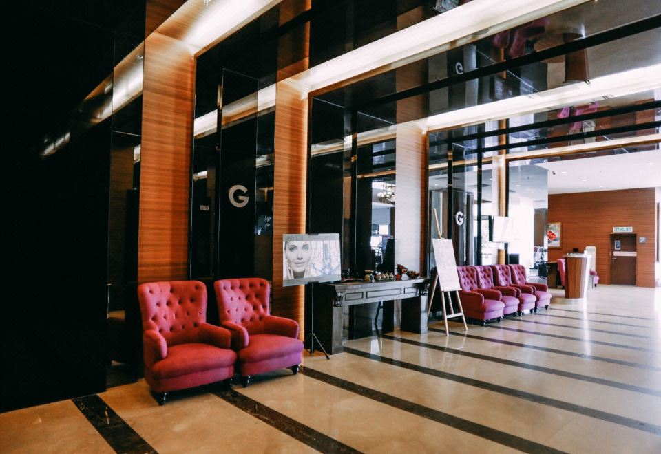 4. 호텔 그라나다 ..