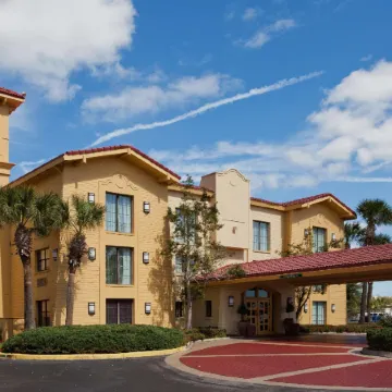 La Quinta Inn by Wyndham Orlando Airport West