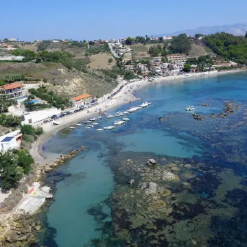 Studio 200 Meters from the Sea, Wifi, Self Catering