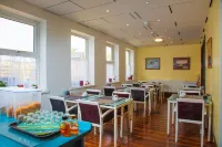 Breeze Guest House Hotels in Bootle