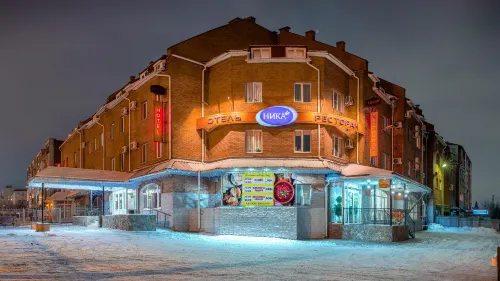 Cronwell Nika Centr Hotel