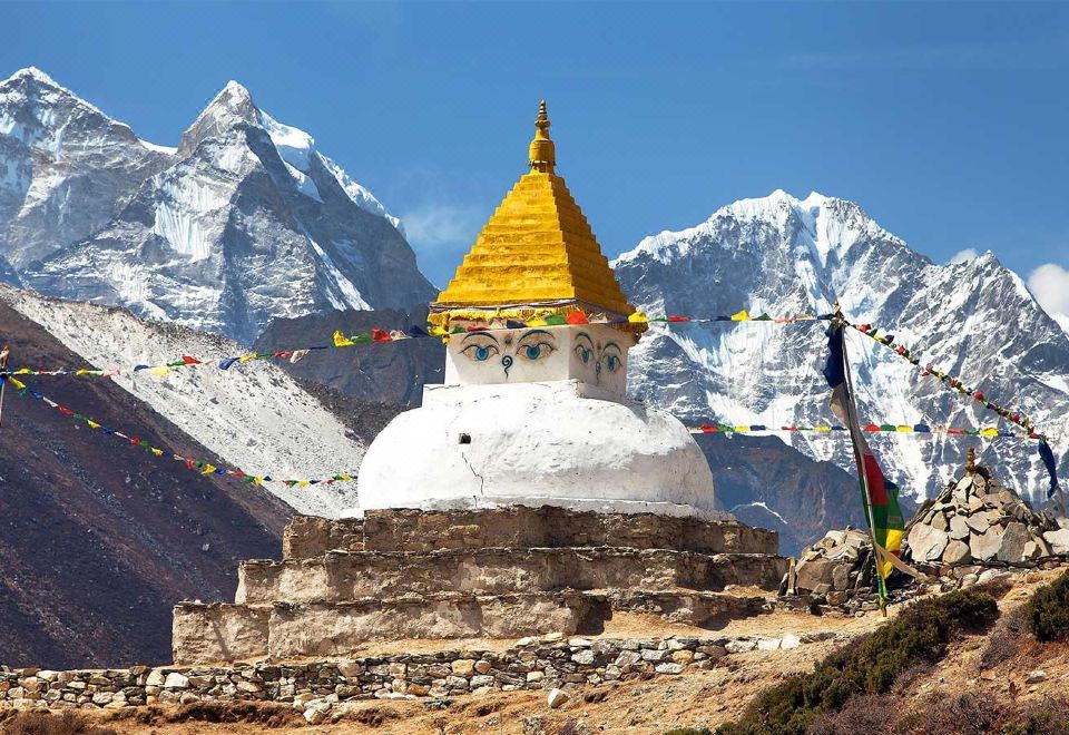 1. Everest ..