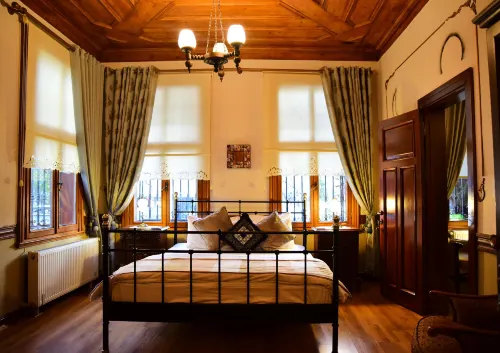 Ottoman Suites by Sera House - B&B