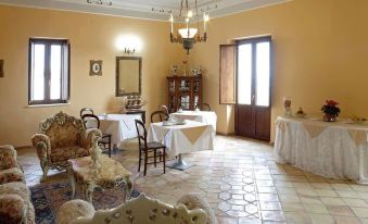 Palazzo Madeo - Residenza d'Epoca - Housity