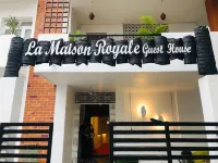 La Maison Royale Near White Town