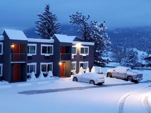 Rocky Mountain Hotel & Conference Center