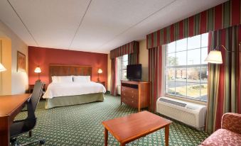Hampton Inn & Suites Williamsburg-Central
