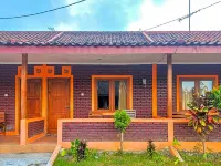 Villa Kampoeng City2 Pacet Hotel dekat Puncak Gunung Welirang ꦥꦸꦚ꧀ꦕꦏ꧀ꦮꦼꦭꦶꦫꦁ