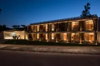 Aroeira Lisbon Hotel - Sea & Golf Hotels near Sanctuary of Christ the King