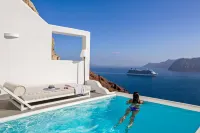 Charisma Suites - Villas