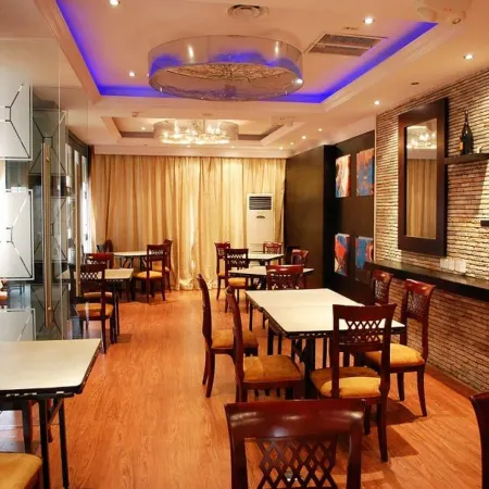 Owu Crown Hotels