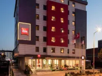 Ibis Istanbul West Hotels near Bagcilar