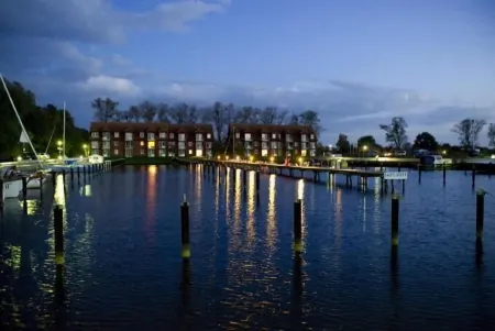 Lagunenstadt Ueckermünde AG Отели в г. Иккермюнде