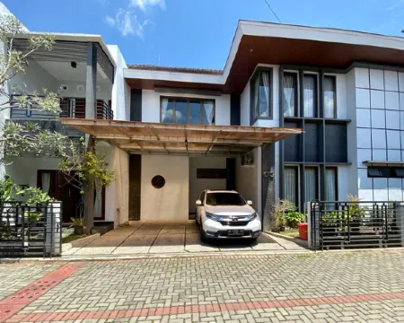 AW Home Stay - Yogyakarta Godean otelleri