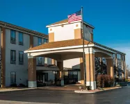 Quality Inn & Suites Near St Louis and I-255