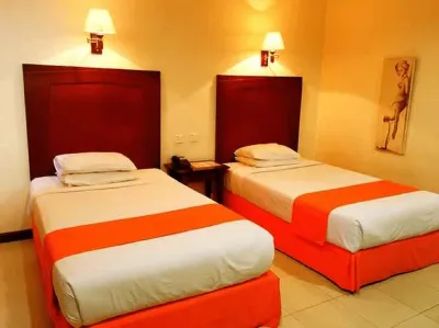 Hotel Dynasty Hotel dekat HG Mart
