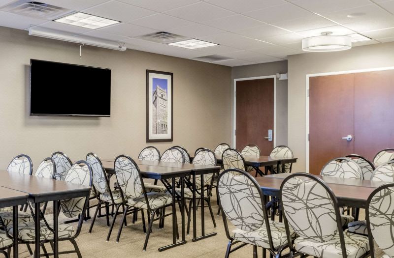 Comfort Inn & Suites Avera Southwest photo 5