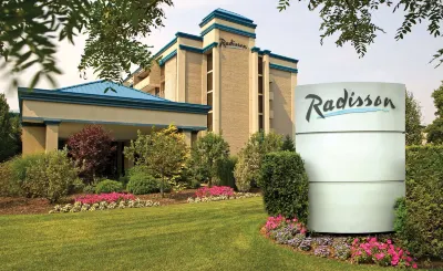 Radisson Hotel Hauppauge-Long Island Các khách sạn ở Hauppauge