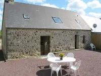 Auberge de la vallée de la Douve فنادق في Barneville-Carteret