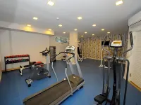 Sea Breeze Hotel and Apartments - Phòng tập thể hình