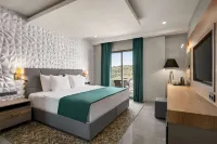Ramada Resort by Wyndham Kizkalesi فنادق في Ayas Mahallesi