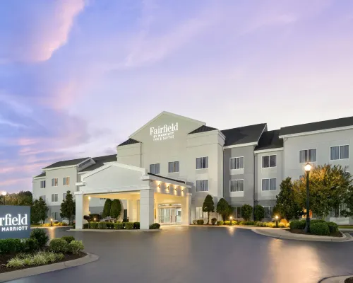 Fairfield Inn & Suites Wilson Hotels in Wilson