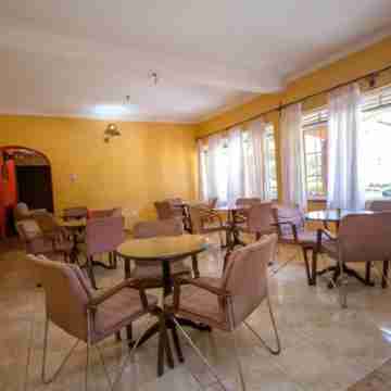 Jinja Safari Hotel Dining/Meeting Rooms