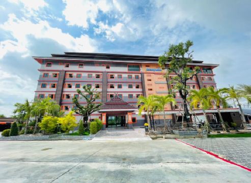 โรงแรมเรือนคุณเล็ก กานต์สินี