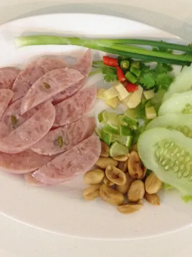 รูปภาพของทีสาม เฮ้าส์