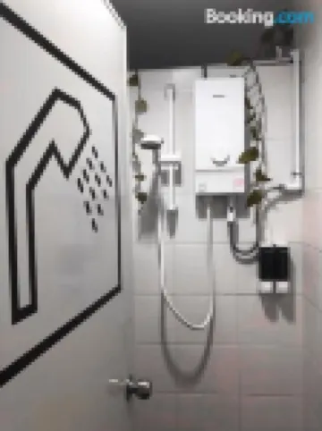 h2膠囊旅館 住宿飯店