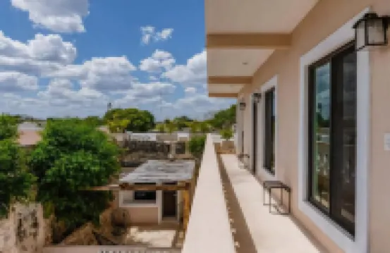 ラ オーロラ ホテル コロニアル