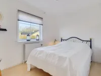 "Harrieth" - 16km from the Sea - 4-Star