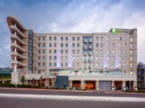 Holiday Inn Express DURBAN - UMHLANGA by IHG Hotels in Umhlanga