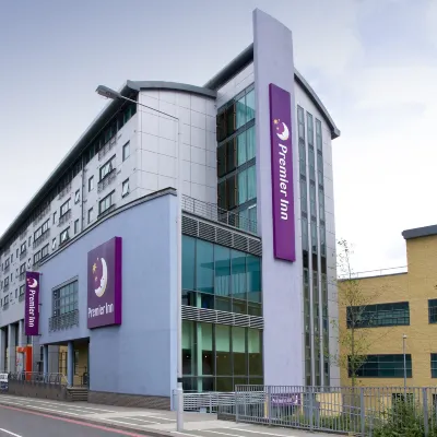 Premier Inn London Wimbledon South Hotels near Tooting
