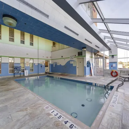 Monte Carlo Inn Barrie - Newly Renovated