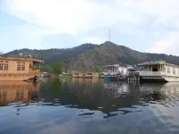 House Boat Royal Lodge