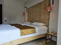 Serpina Hotel