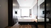 Tidy and Spacious 2Br at Grand Sungkono Lagoon Apartment Hotels in Dukuhpakis
