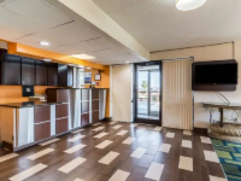 Motel 6 Kenly, NC Hoteles en Condado de Johnston