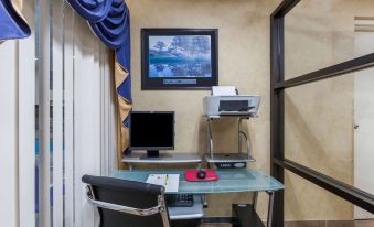 Super 8 by Wyndham Jacksonville AR