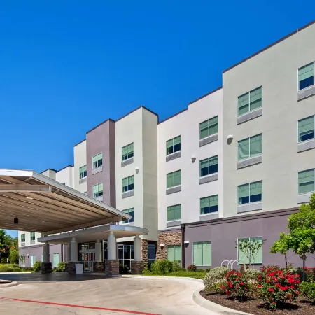 Best Western Plus Roland Inn  Suites Отели рядом с достопримечательностью «AT&T Центр»