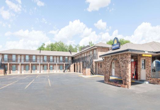 데이즈 인 에릭 대표 이미지