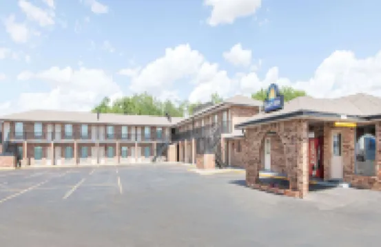 Days Inn by Wyndham Erick