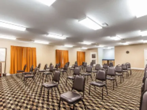 Quality Inn & Suites Ξενοδοχεία στην πόλη Haralson County