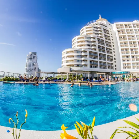 Enjoy Punta del Este Отели рядом с достопримечательностью «Пляж Манса»
