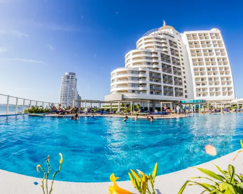 Enjoy Punta del Este Hotel dekat Pantai Mansa