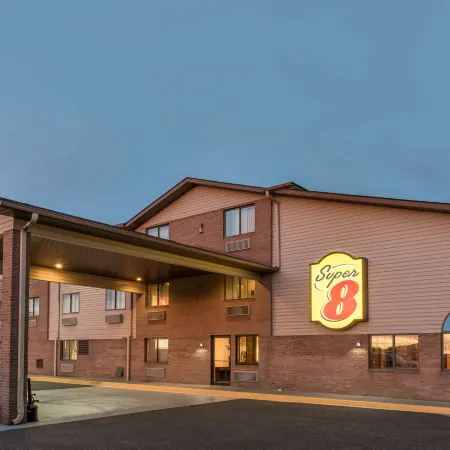 Super 8 by Wyndham Portsmouth