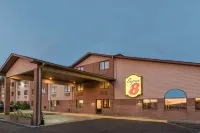 Super 8 by Wyndham Portsmouth Hotels in Portsmouth