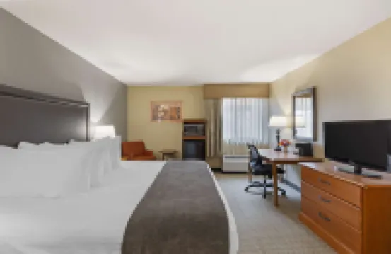 Best Western Plus the Charles Hotel