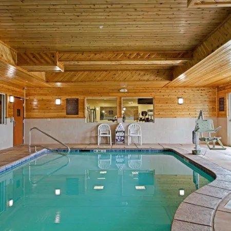 Comfort Suites Redding - Shasta Lake